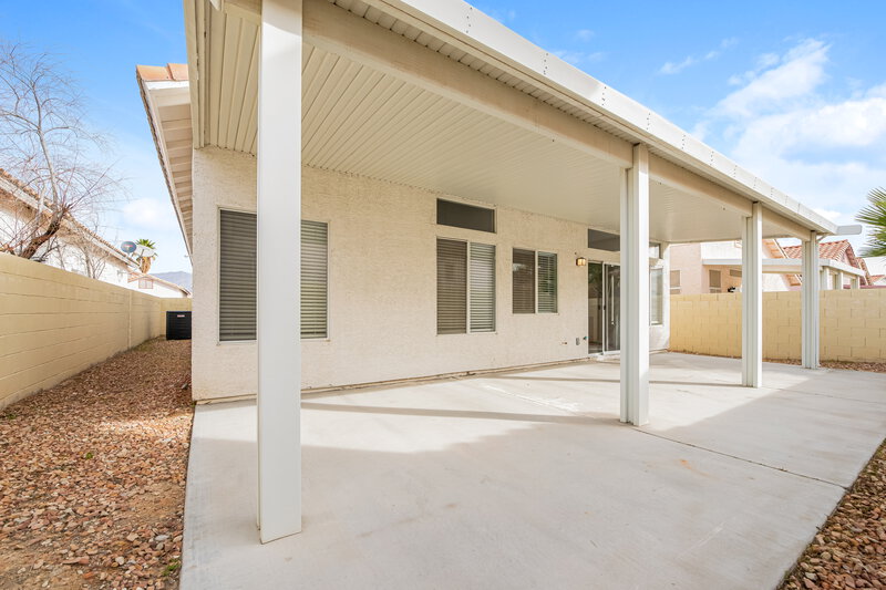 2,105/Mo, 1945 Curio Dr North Las Vegas, NV 89031 Rear View