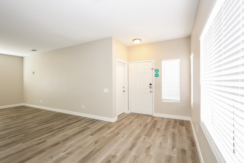 2,190/Mo, 7945 Turtle Island Ct Las Vegas, NV 89129 Family Room View