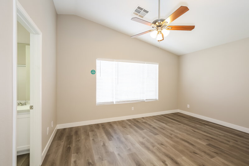2,190/Mo, 7945 Turtle Island Ct Las Vegas, NV 89129 Main Bedroom View