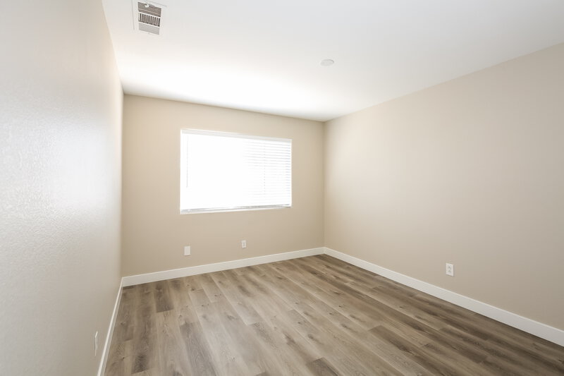 2,190/Mo, 7945 Turtle Island Ct Las Vegas, NV 89129 Bedroom View