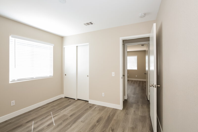 2,190/Mo, 7945 Turtle Island Ct Las Vegas, NV 89129 Bedroom View 2