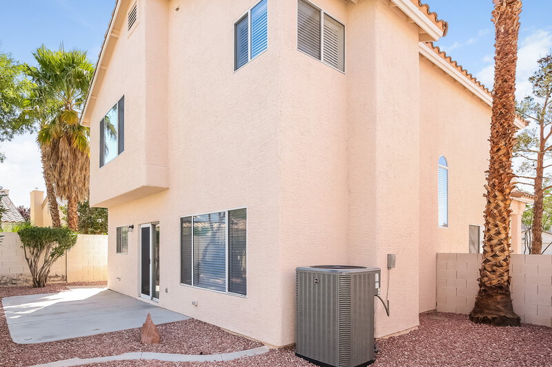 2,190/Mo, 7945 Turtle Island Ct Las Vegas, NV 89129 Rear View