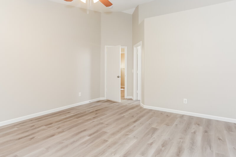 2,045/Mo, 524 Stonehurst Dr North Las Vegas, NV 89031 Main Bedroom View 2