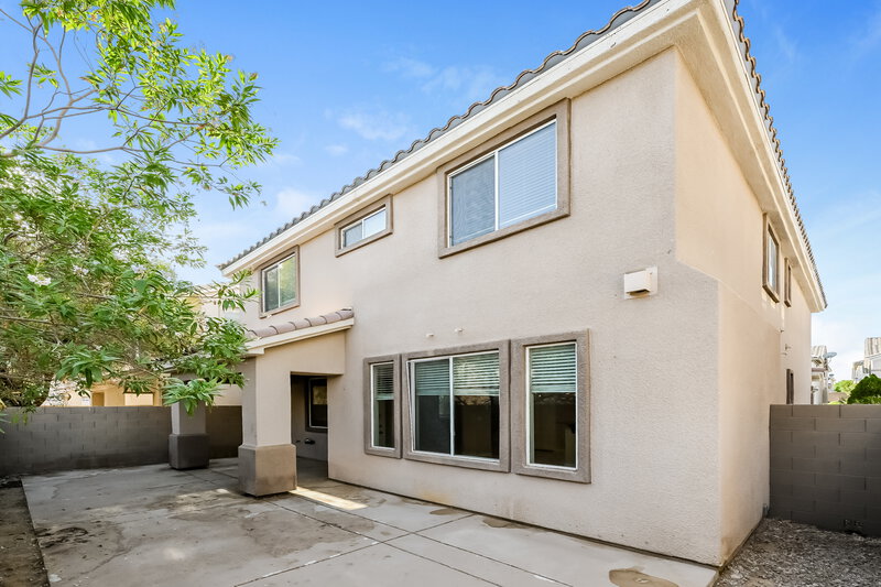 2,180/Mo, 9134 Mountain Maple Ct Las Vegas, NV 89148 Rear View 2