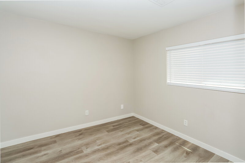 2,090/Mo, 5036 Ironhorse Ranch Ave Las Vegas, NV 89131 Bedroom View 2