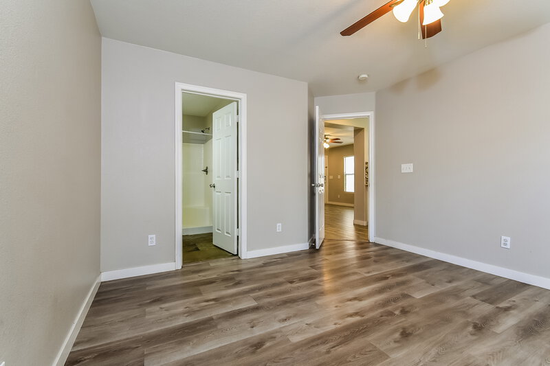 1,990/Mo, 5036 Ironhorse Ranch Ave Las Vegas, NV 89131 Main Bedroom View 2