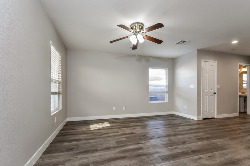 2,090/Mo, 9004 Tropical Tide Ct Las Vegas, NV 89149 Living Room View 2