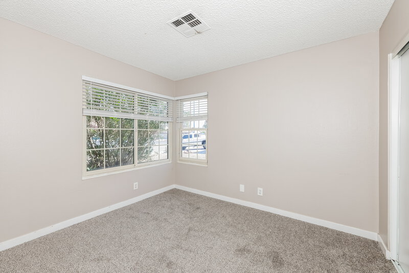 2,125/Mo, 601 Freeburg Pl Las Vegas, NV 89123 Bedroom View