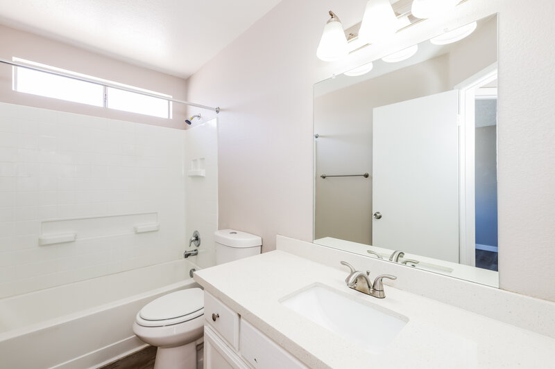 2,125/Mo, 601 Freeburg Pl Las Vegas, NV 89123 Bathroom View