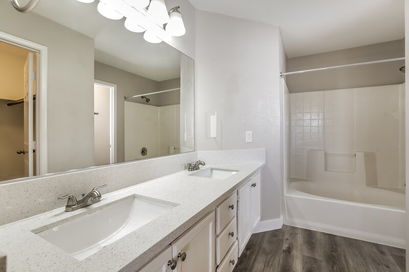 1,875/Mo, 2435 Sunset Peak St Las Vegas, NV 89142 Main Bathroom View