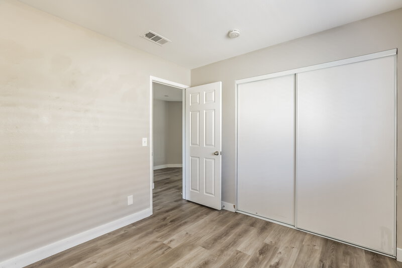 1,875/Mo, 2435 Sunset Peak St Las Vegas, NV 89142 Bedroom View 2