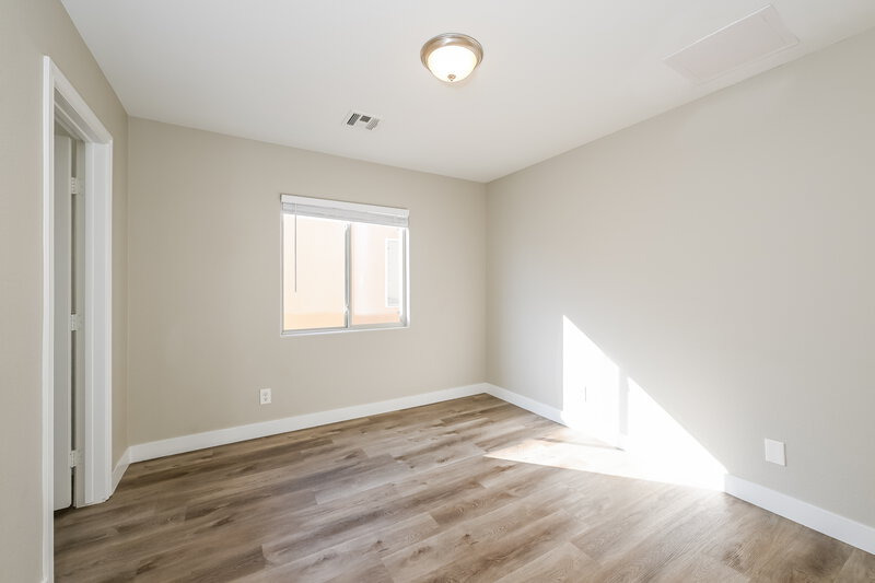 2,275/Mo, 8717 EVAN LILAS Street Las Vegas, NV 89148 Bedroom View