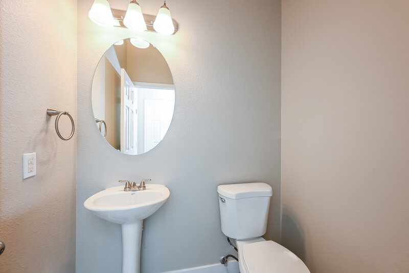 2,275/Mo, 8717 EVAN LILAS Street Las Vegas, NV 89148 Bathroom View 2