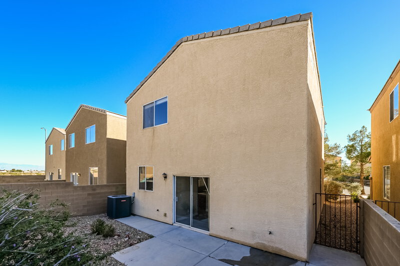 2,275/Mo, 8717 EVAN LILAS Street Las Vegas, NV 89148 Rear View