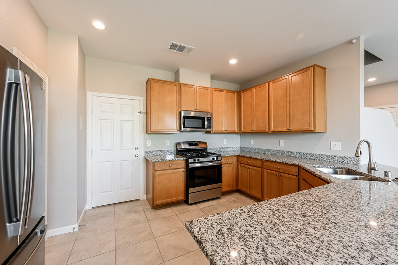 2,430/Mo, 7080 Flathead River Ave Las Vegas, NV 89179 Kitchen View 2