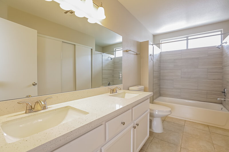 2,165/Mo, 973 Flapjack Drive Henderson, NV 89014 Main Bathroom View