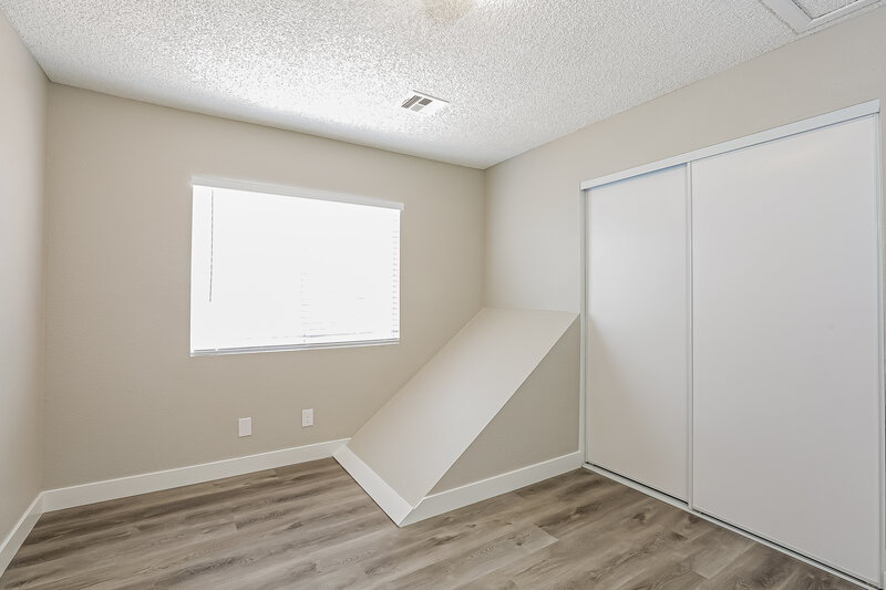 2,165/Mo, 973 Flapjack Drive Henderson, NV 89014 Bedroom View 3