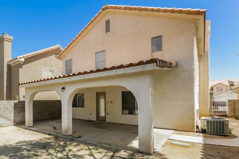 2,420/Mo, 1433 Bellglen Dr Las Vegas, NV 89128 Rear View