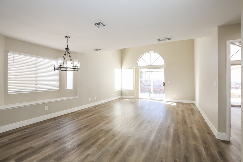 1,970/Mo, 7231 Nordic Lights Dr Las Vegas, NV 89119 Dining Room View