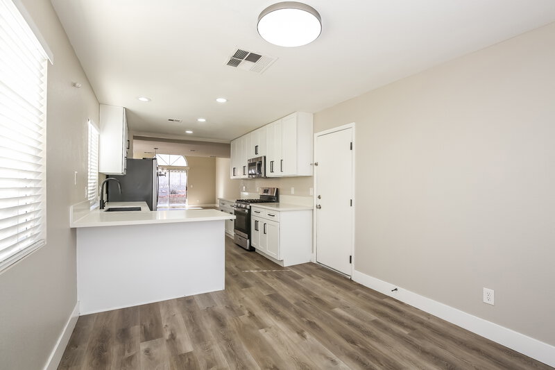 1,970/Mo, 7231 Nordic Lights Dr Las Vegas, NV 89119 Breakfast Nook View 2