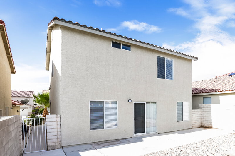 2,340/Mo, 8652 W Majestic Pine Ave Las Vegas, NV 89143 Rear View