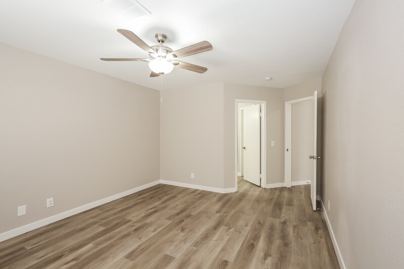 1,895/Mo, 3227 W Verde Way North Las Vegas, NV 89031 Main Bedroom View 2