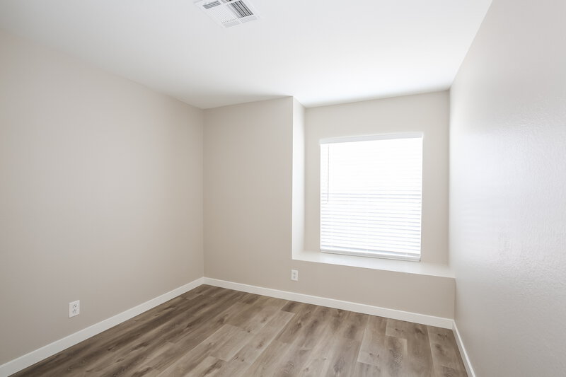 1,895/Mo, 3227 W Verde Way North Las Vegas, NV 89031 Bedroom View 2