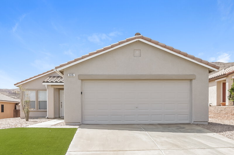 2,320/Mo, 615 Backbone Mountain Dr Henderson, NV 89012 External View