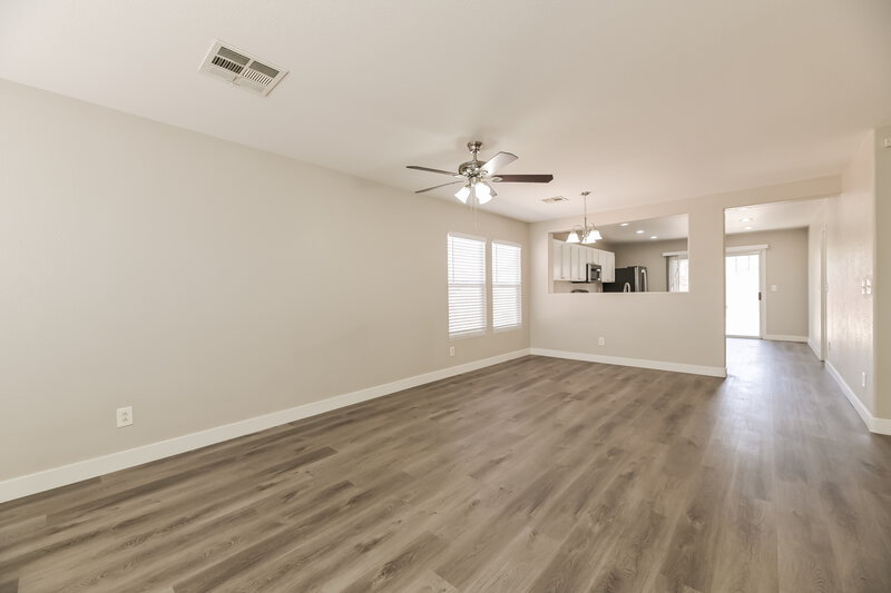 3,120/Mo, 615 Backbone Mountain Dr Henderson, NV 89012 Living Room View 2