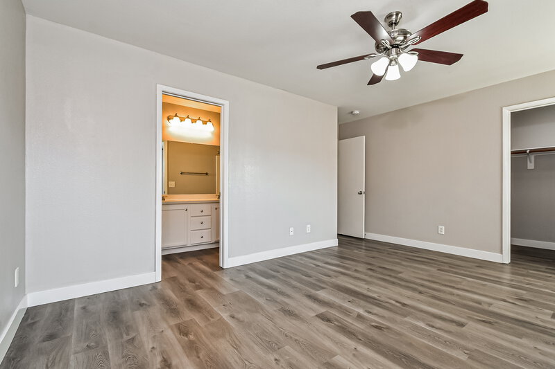 2,070/Mo, 615 Backbone Mountain Dr Henderson, NV 89012 Main Bedroom View