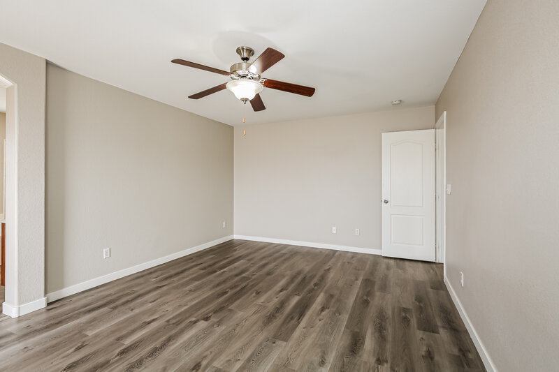 2,330/Mo, 1081 Crescent Falls St Henderson, NV 89011 Main Bedroom View 2