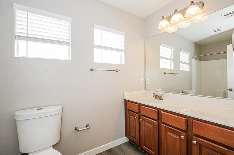 2,330/Mo, 1081 Crescent Falls St Henderson, NV 89011 Bathroom View