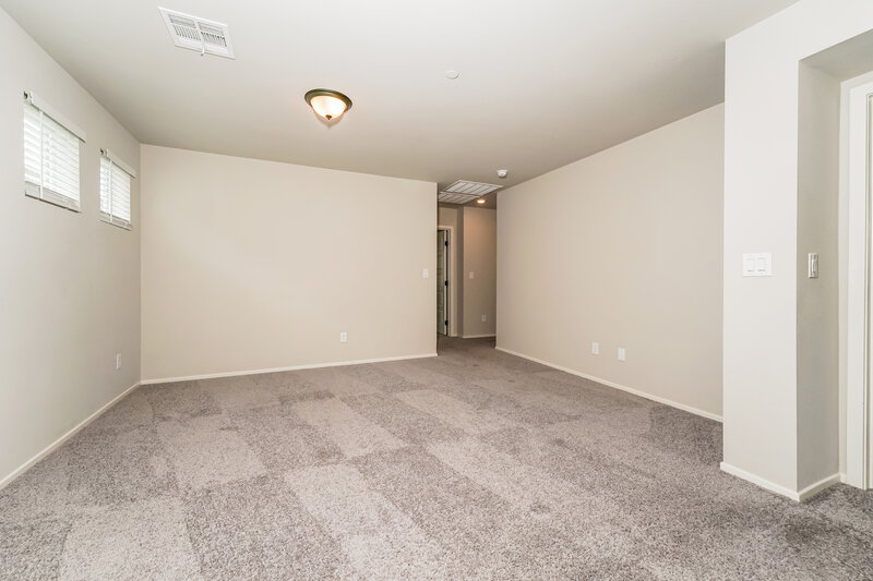 3,680/Mo, 7453 Garnet Moon St North Las Vegas, NV 89084 Loft View 2