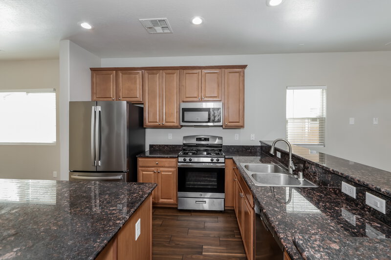 2,170/Mo, 9033 Silken Crests Ct Las Vegas, NV 89149 Kitchen View 2