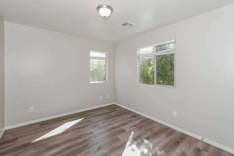 2,170/Mo, 9033 Silken Crests Ct Las Vegas, NV 89149 Bedroom View 2