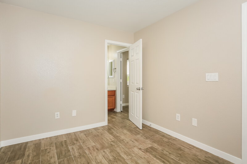 2,245/Mo, 5347 S Galanthus St Las Vegas, NV 89113 Bedroom View 2