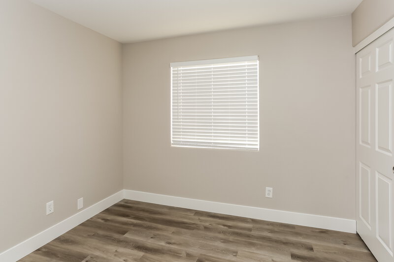 1,960/Mo, 7000 Glass Slipper Ct Las Vegas, NV 89130 Bedroom View 3