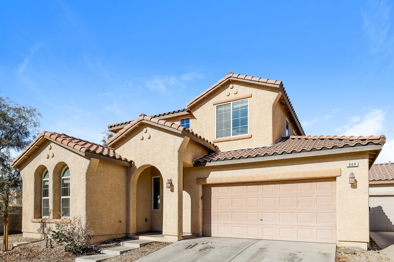 2,535/Mo, 944 Lucky Bamboo Dr Henderson, NV 89052 Front View