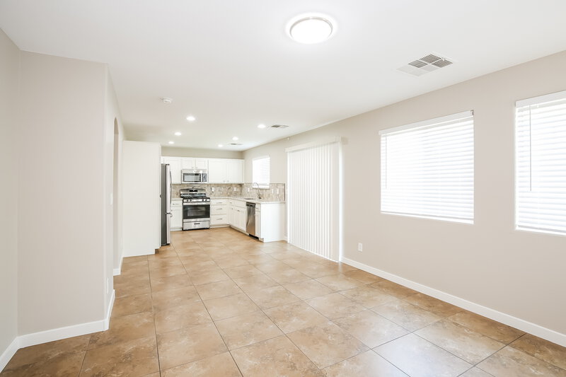 2,360/Mo, 8356 Fort Sedgwick Ave Las Vegas, NV 89131 Kitchen View 2
