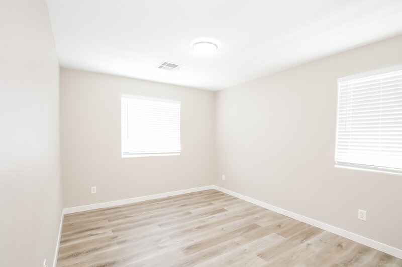 2,360/Mo, 8356 Fort Sedgwick Ave Las Vegas, NV 89131 Bedroom View 2