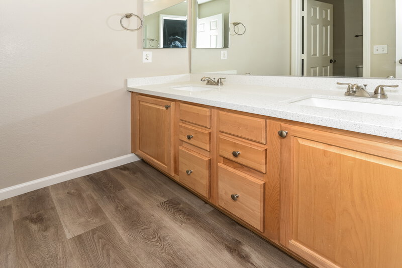 2,160/Mo, 9009 Vintage Wine Ave Las Vegas, NV 89148 Bathroom View