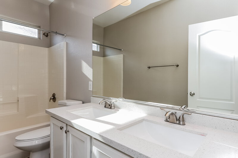 2,015/Mo, 8580 Peaceful Dreams St Las Vegas, NV 89139 Bathroom View