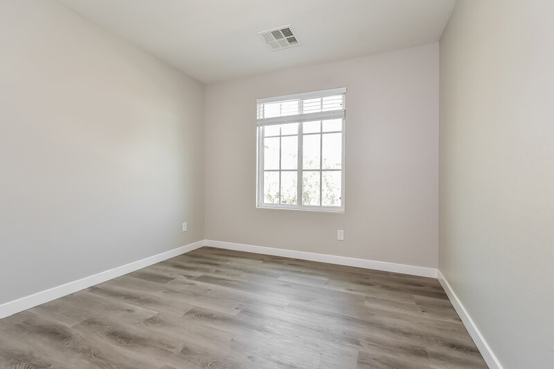 2,290/Mo, 9321 Golden Lad Ave Las Vegas, NV 89166 Bedroom View 2