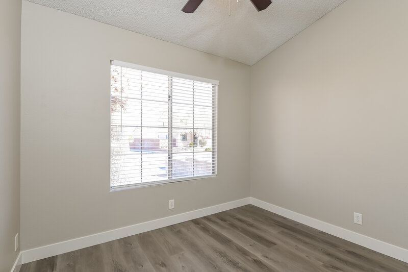 2,195/Mo, 934 Wagon Train Dr Henderson, NV 89002 Bedroom View 2
