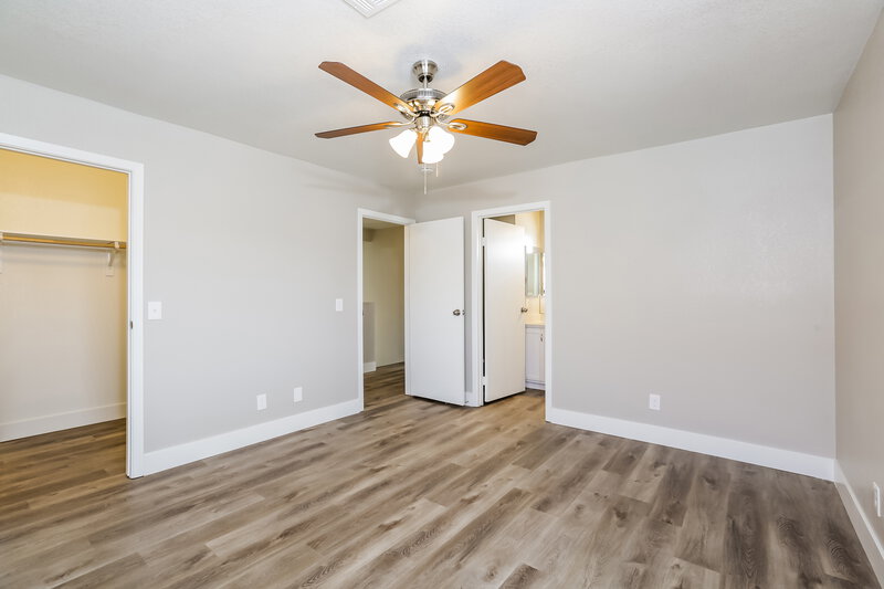 2,295/Mo, 106 Spinnaker Dr Henderson, NV 89015 Main Bedroom View 2