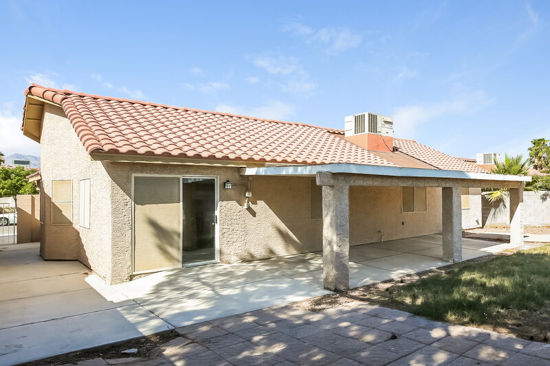 1,825/Mo, 633 Willowick Ave North Las Vegas, NV 89031 Rear View