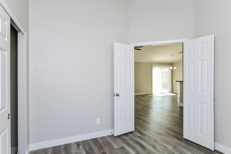 1,930/Mo, 3917 Herblinda Ln North Las Vegas, NV 89032 Bedroom View