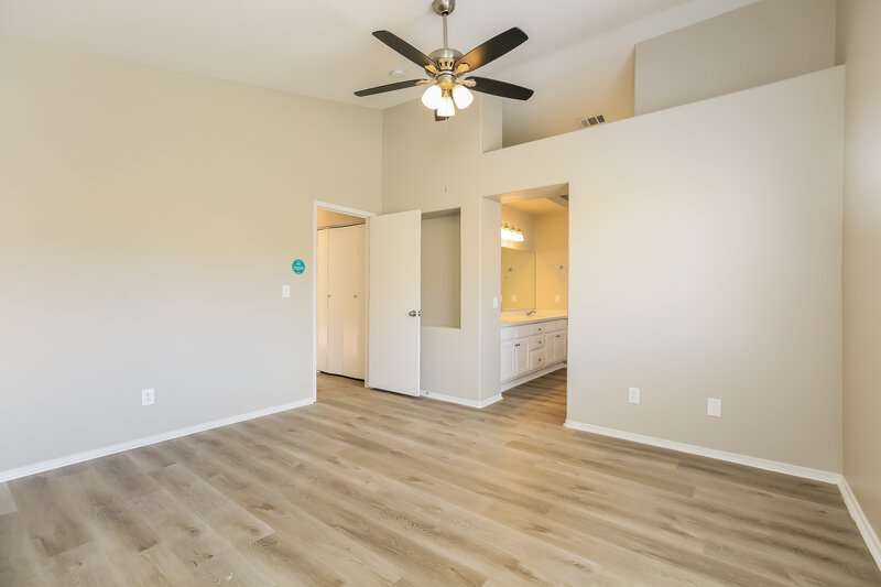 2,325/Mo, 3933 Canyon Meadows Ct Las Vegas, NV 89129 Main Bedroom View