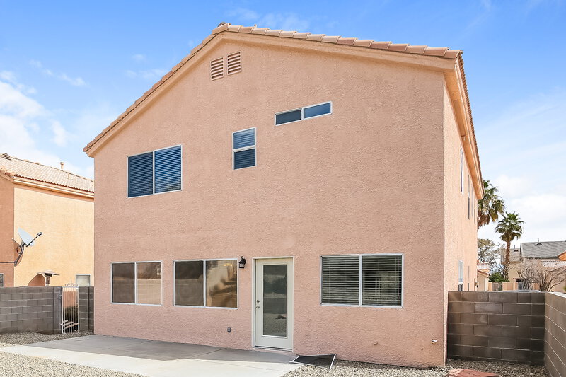 2,325/Mo, 3933 Canyon Meadows Ct Las Vegas, NV 89129 Rear View