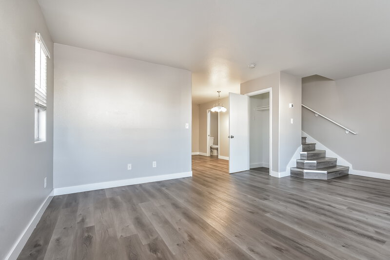 1,895/Mo, 5620 Cactus Thorn Ave Las Vegas, NV 89118 Living Room View 2